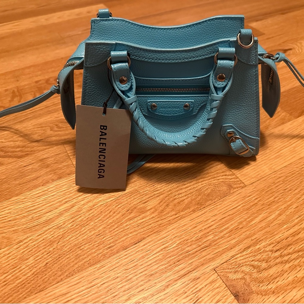 Brand new BALENGIAGA purse.